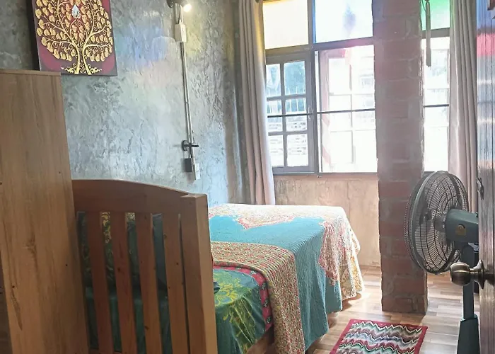Huen Chiang Man Hostel (Adults Only)
