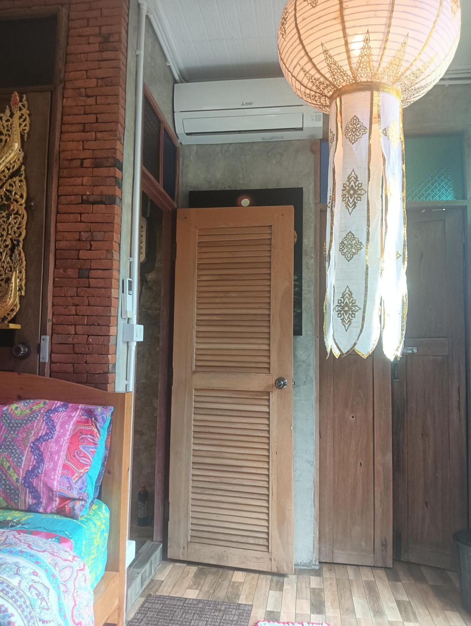 Huen Chiang Man (adults Only) Asrama