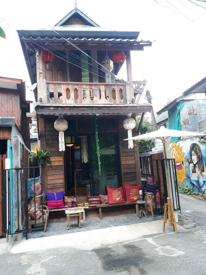 Huen Chiang Man (adults Only) Asrama
